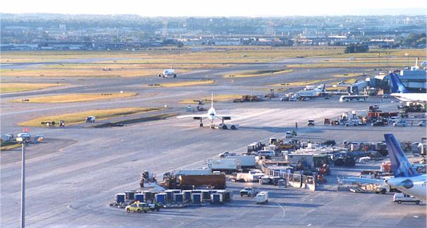 Concorde leaving Terminal 3